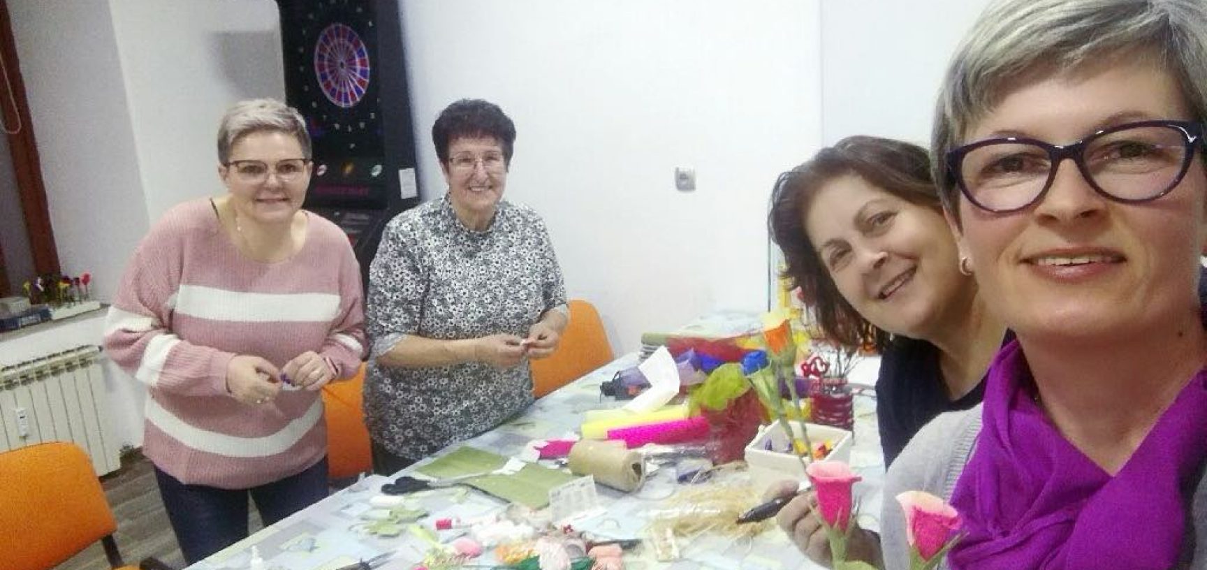 8f88bea9-78d3-4119-b7ad-d98b29c6e7a4 8f88bea9-78d3-4119-b7ad-d98b29c6e7a4